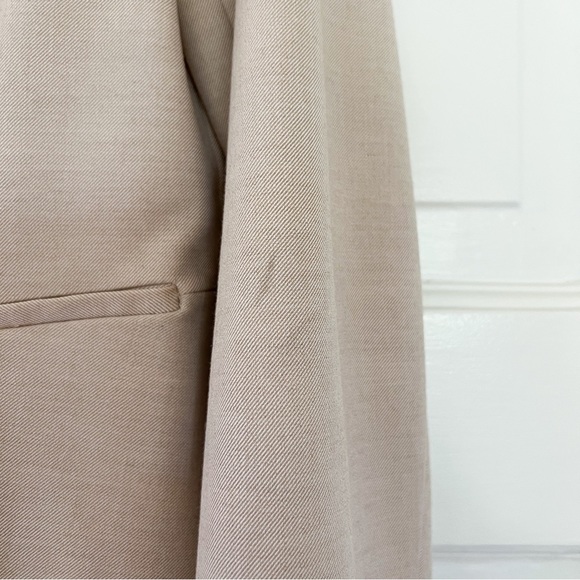 White House Black Market Blazer - Picture 6 of 6